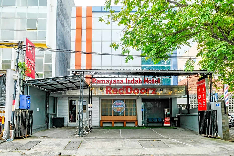 RedDoorz @ Panglima Sudirman Surabaya