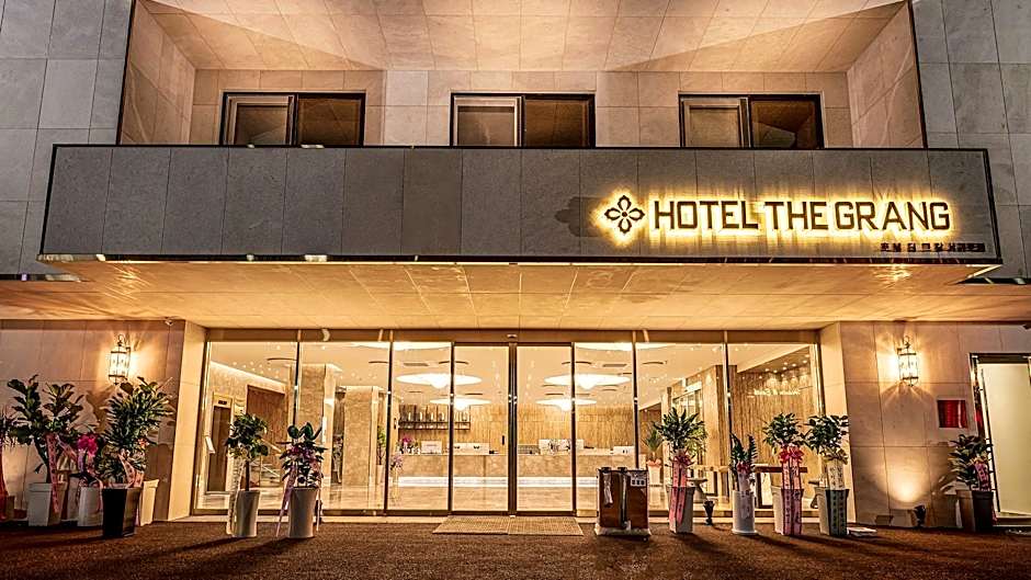 Hotel The Grang Seogwipo