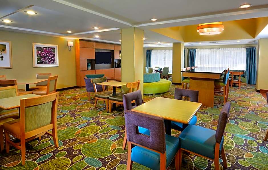 Holiday Inn Express Hotel & Suites High Point South By IHG