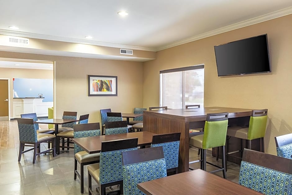 Comfort Inn South Tulsa - Woodland Hills