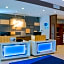 Holiday Inn Express & Suites DETROIT NORTHWEST - LIVONIA