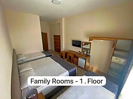 Standard Quadruple Room