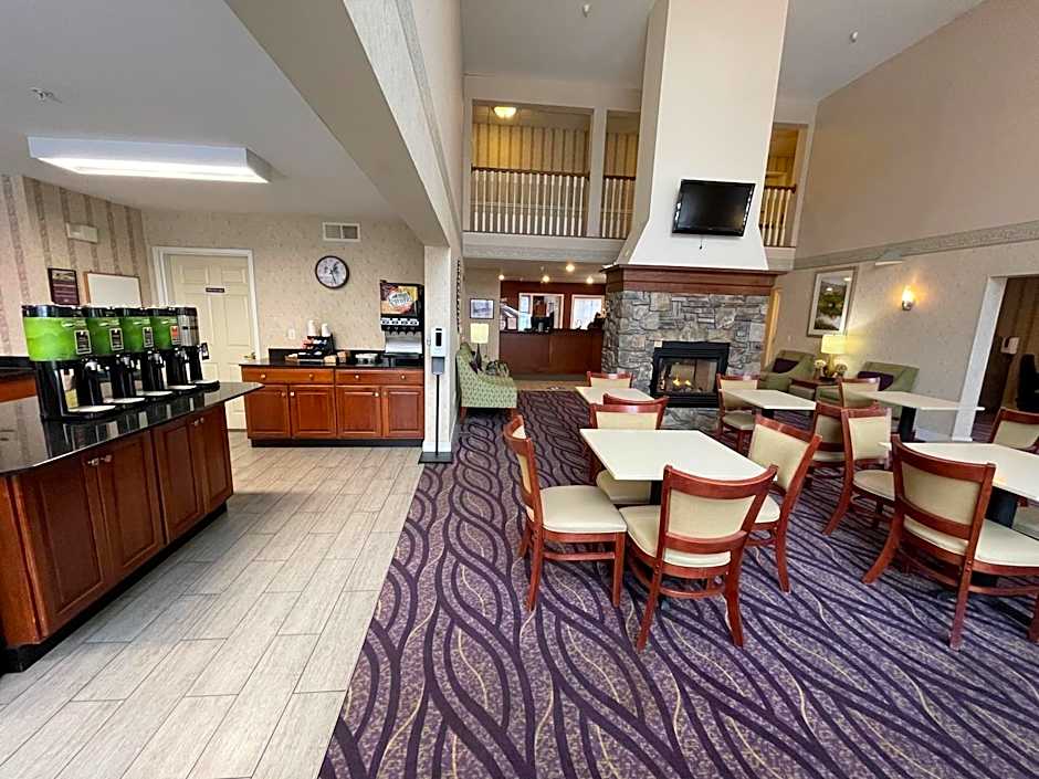 Smart Suites, an Ascend Collection Hotel