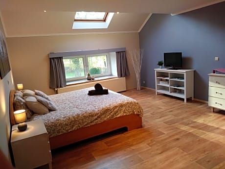 Petites-Tailles - chambre d'hôtes