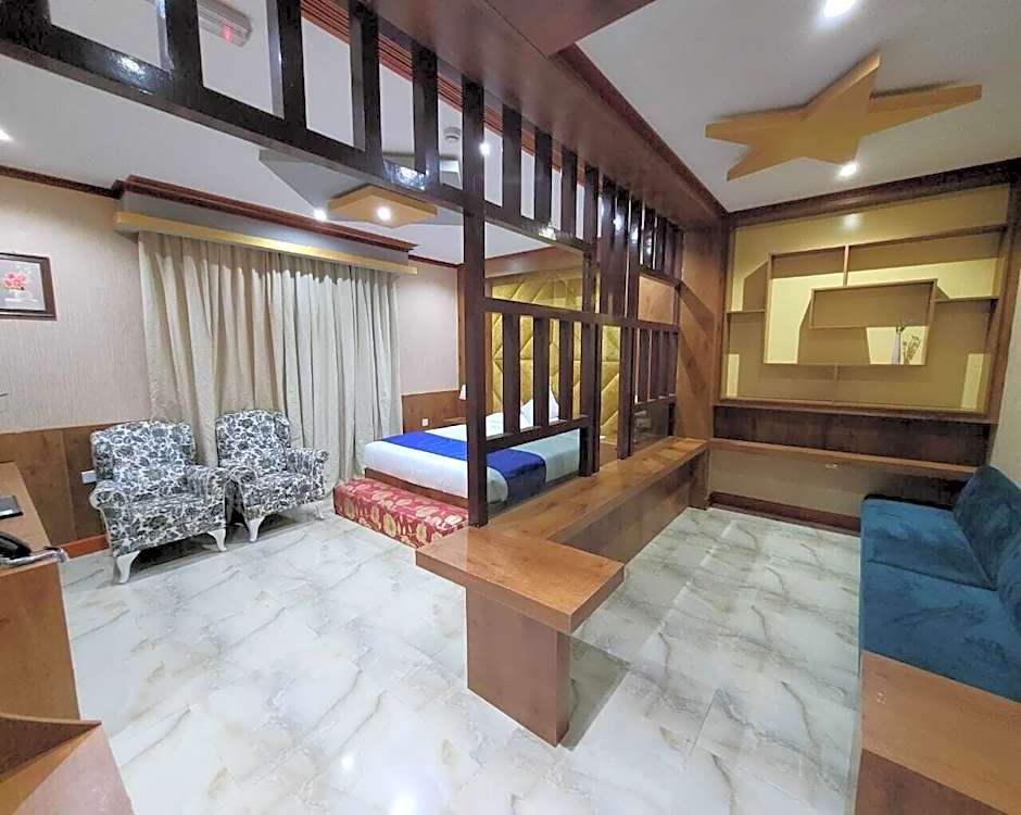 camphor hotel