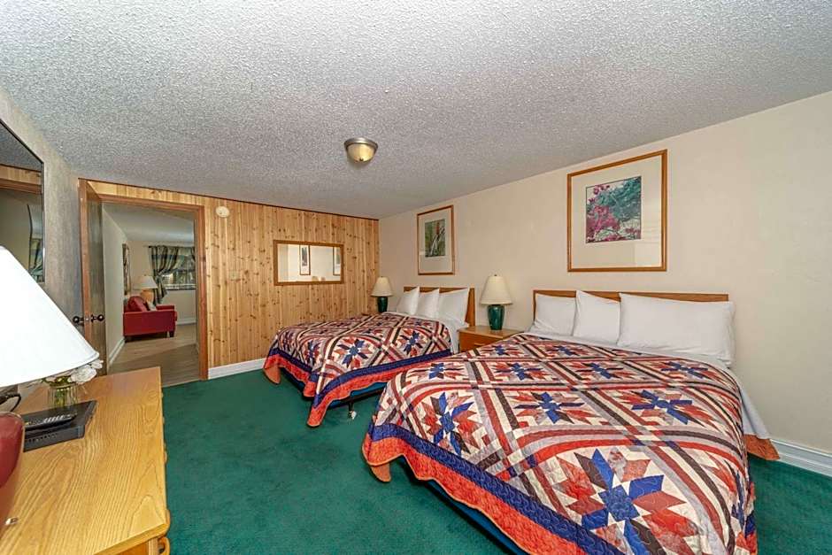 Steinhatchee River Inn and Marina