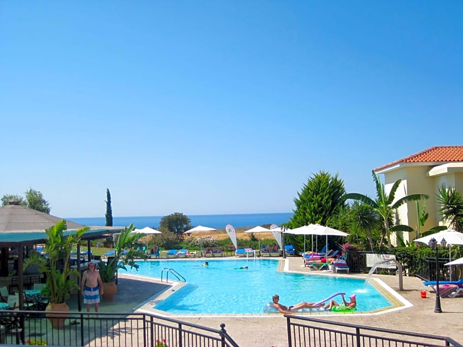 Akamanthea Holiday Village