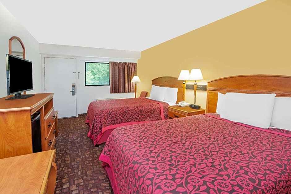 Days Inn by Wyndham Kingdom City