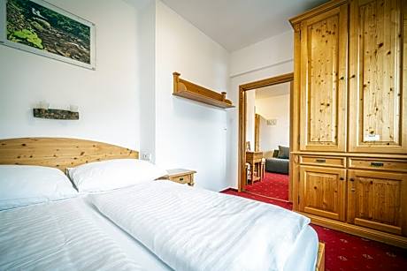 Junior Suite with Mountain View