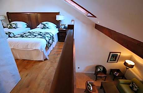 Suite with Garden View