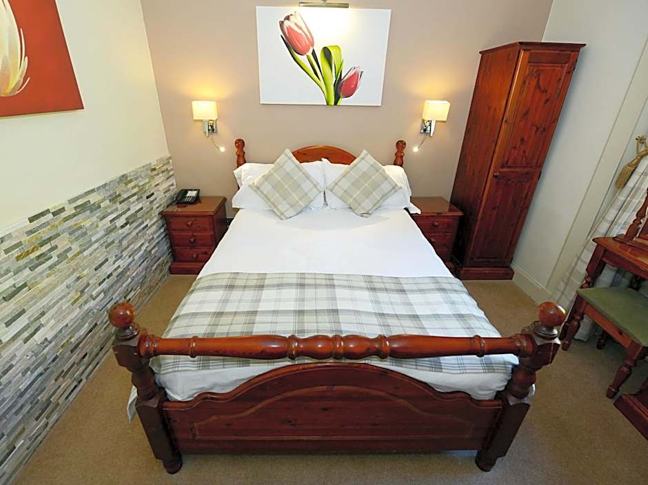 Ardlui Hotel