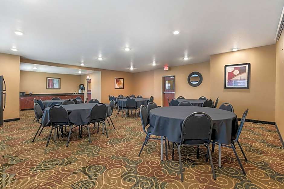 Red Roof Inn Charlestown