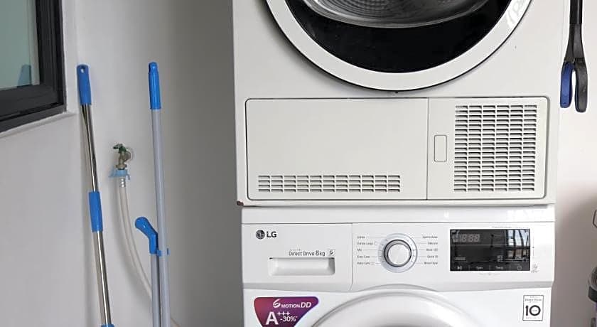 EMPORIUM,DELOFT@KUCHING(2R,3Beds,1Bath,4Pax)