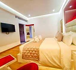 Hotel Mega Grand