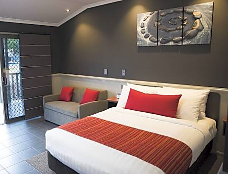 Queen Room - Disability Access