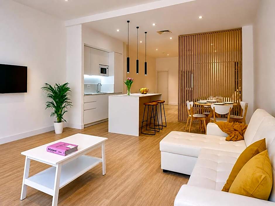 Paseo Suites Hotel