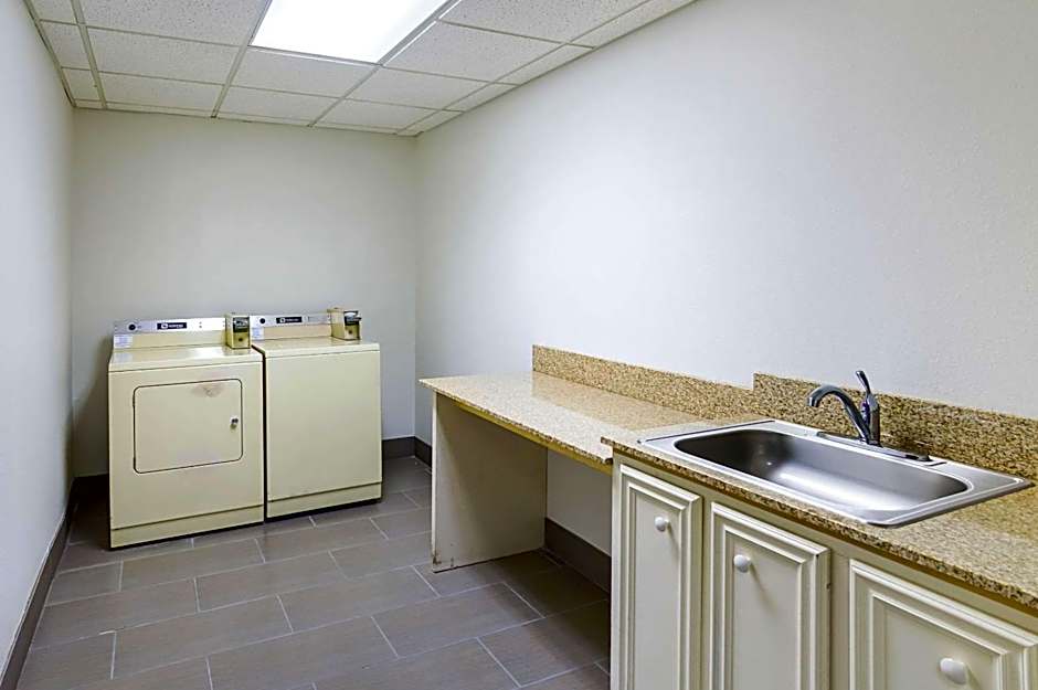 Quality Suites