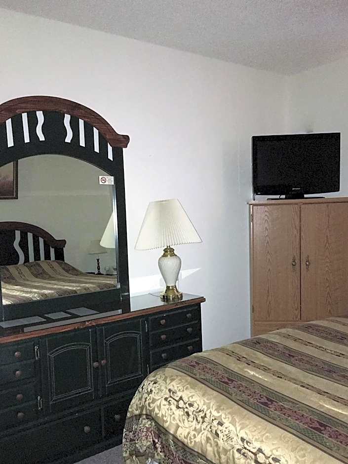 Hunters Lodge Motel
