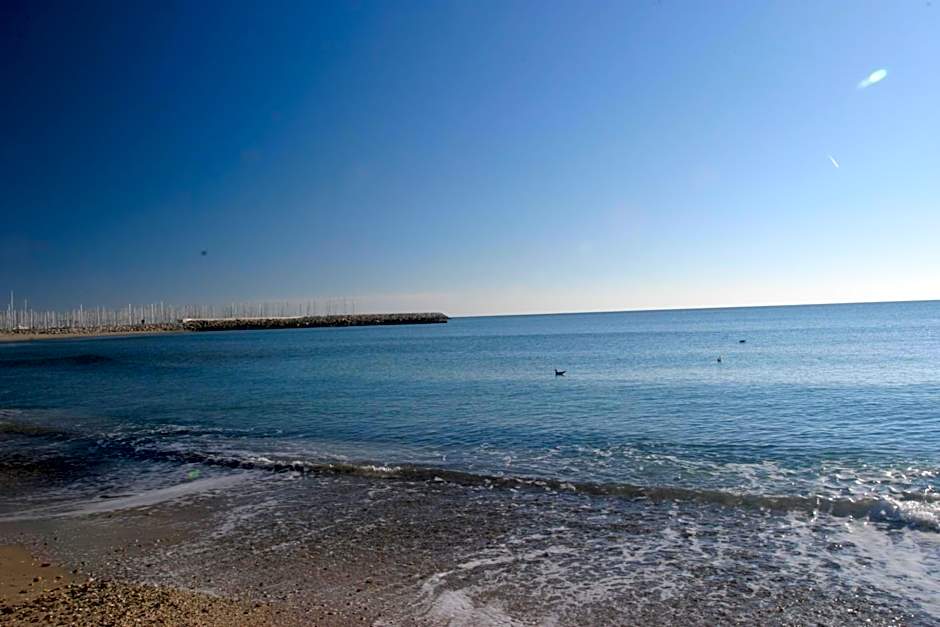 Hotel Le Petit Baigneur Palavas Plage