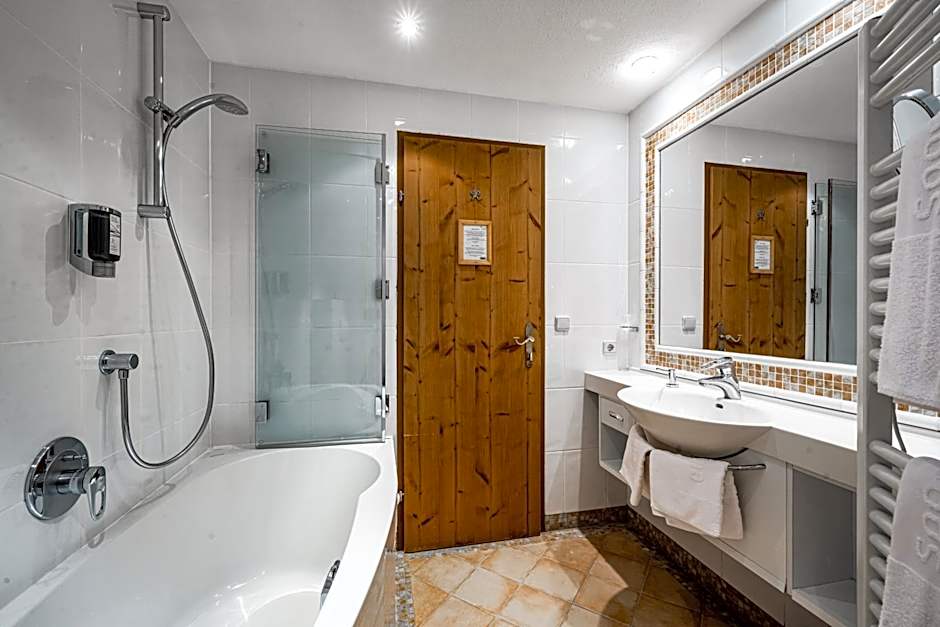 Hotel Alpina Sölden - Adults Only