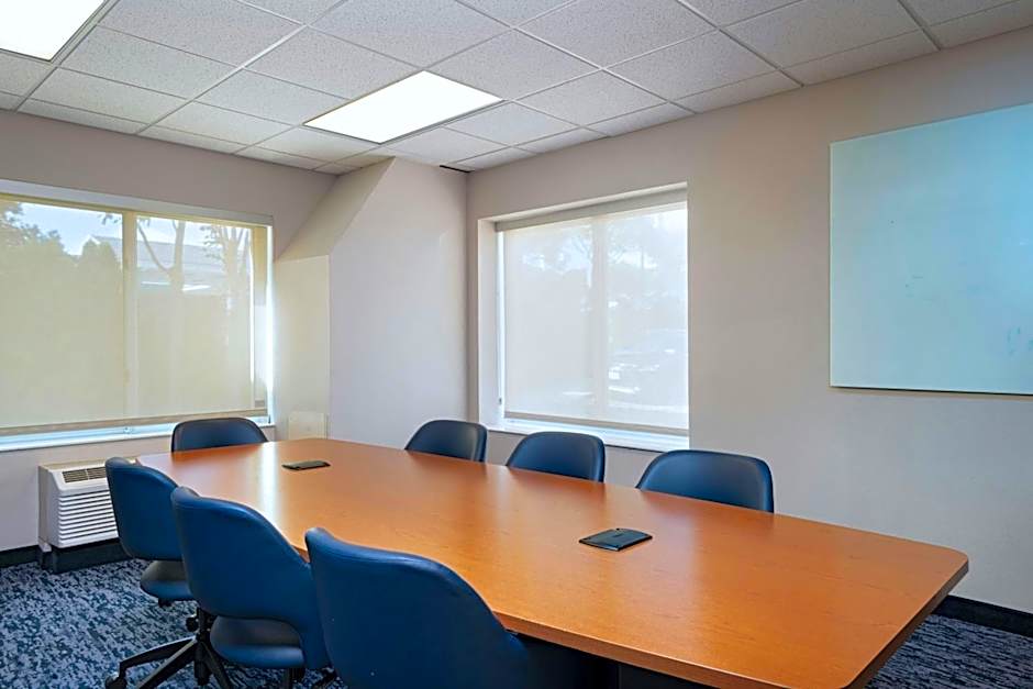 Fairfield Inn by Marriott Medford Long Island