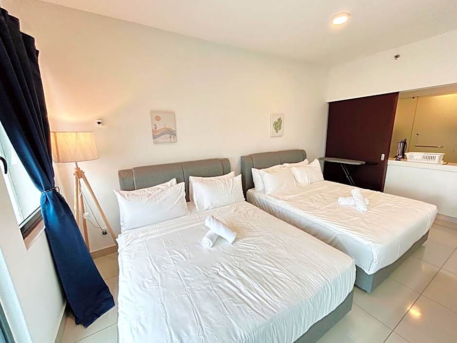 Trefoil by Manhattan Group