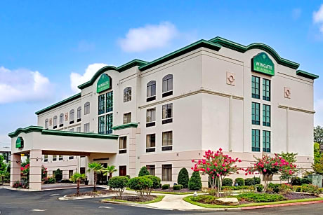 Wingate by Wyndham Atlanta Fairburn