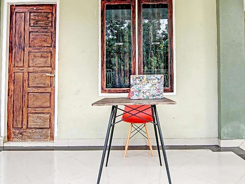 OYO 91642 Fhazel Residence Syariah