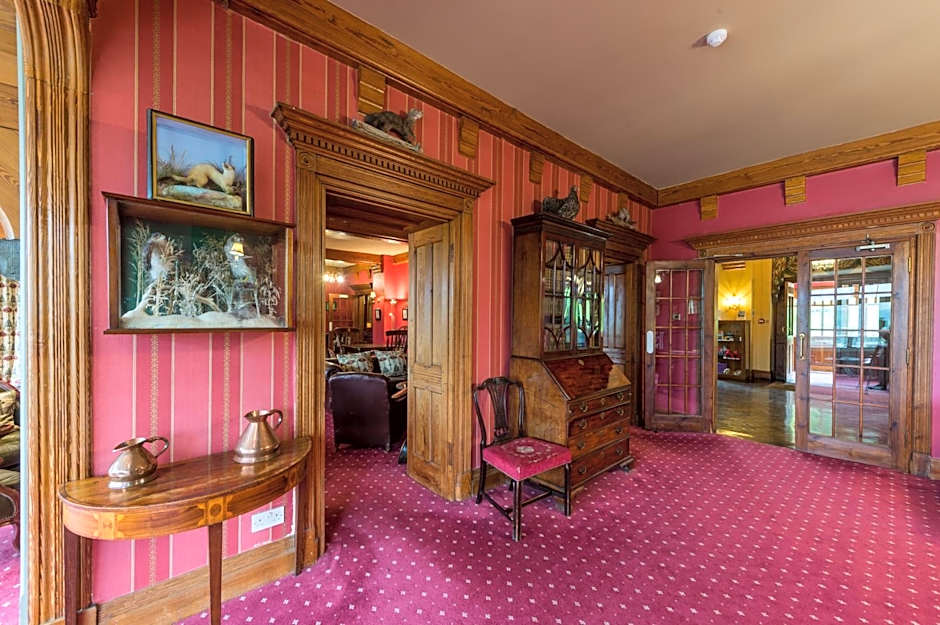 Lake Vyrnwy & Spa Hotel