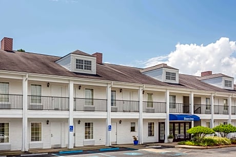 Days Inn by Wyndham Americus