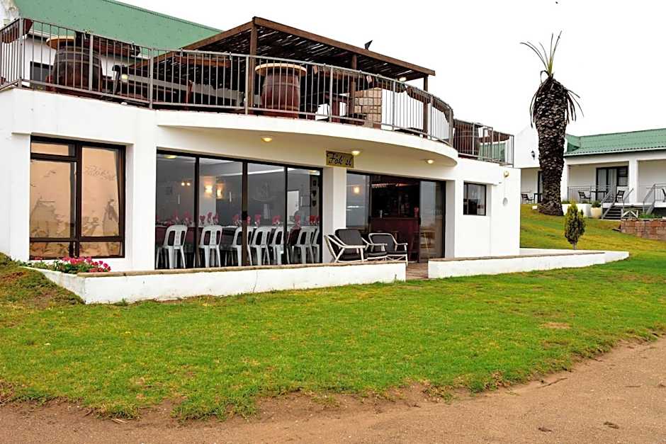 Riviera Hotel & Chalets