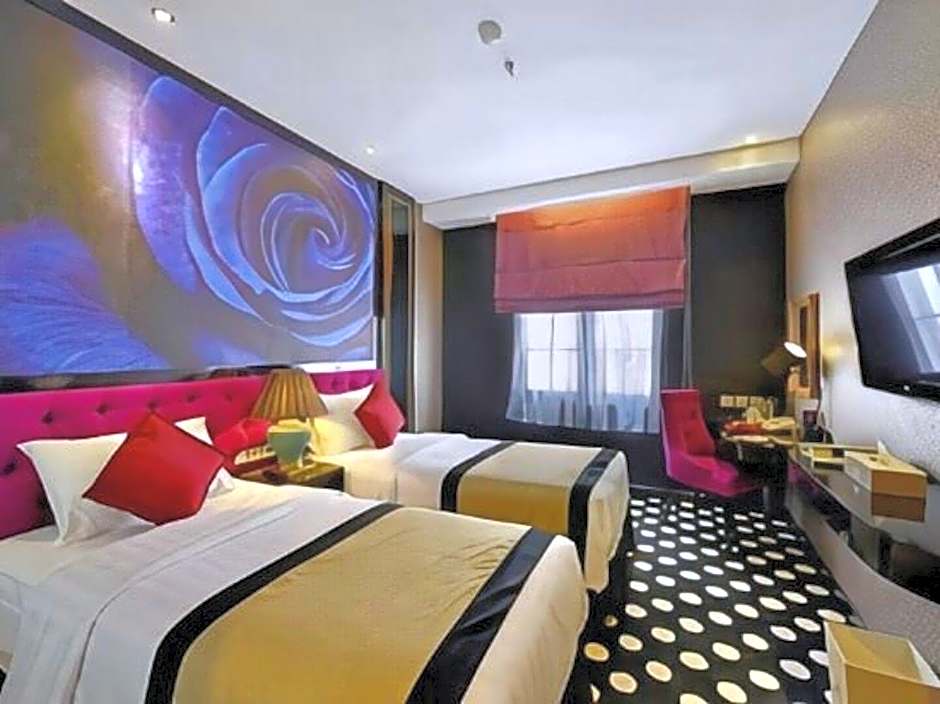 Amaroossa Cosmo Jakarta