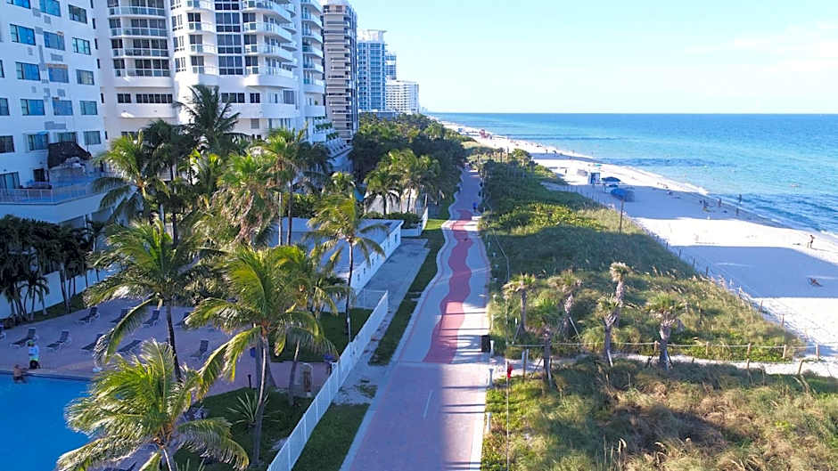 Deluxe Studios and Apartments at the Casablanca