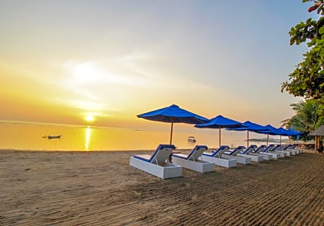 Inna Sindhu Beach Resort And Hotel