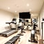 Hotel Mesaluna Short & Long Stay