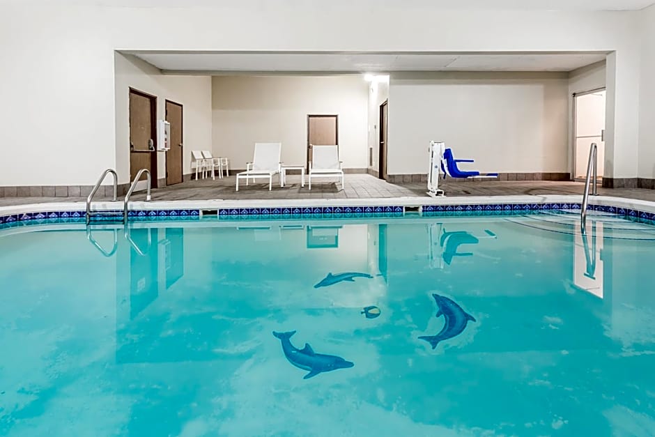 Travelodge by Wyndham Longmont