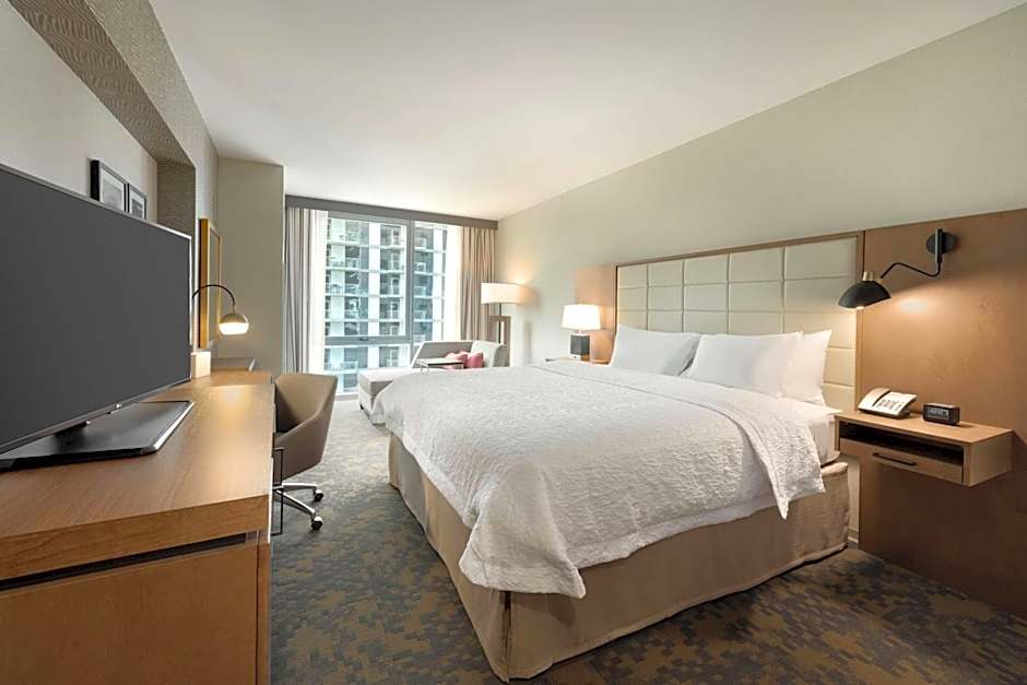 Hampton Inn by Hilton Chicago West Loop Fulton Market Area
