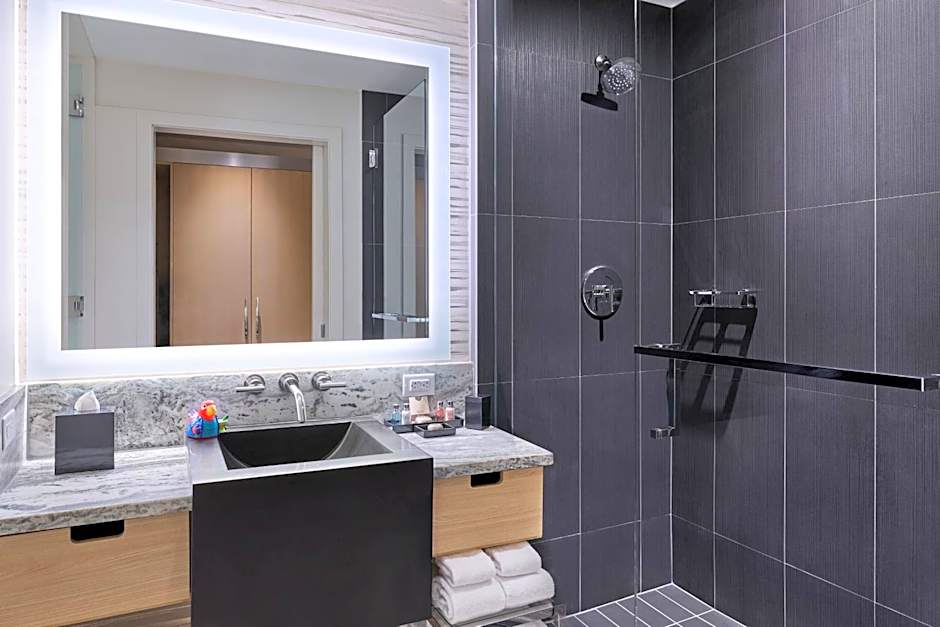Art Ovation Hotel, Autograph Collection by Marriott