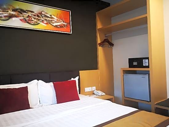 Hotel O Penginapan Melati Tanjung Near Kantor Pengamat Pengairan Tanjung