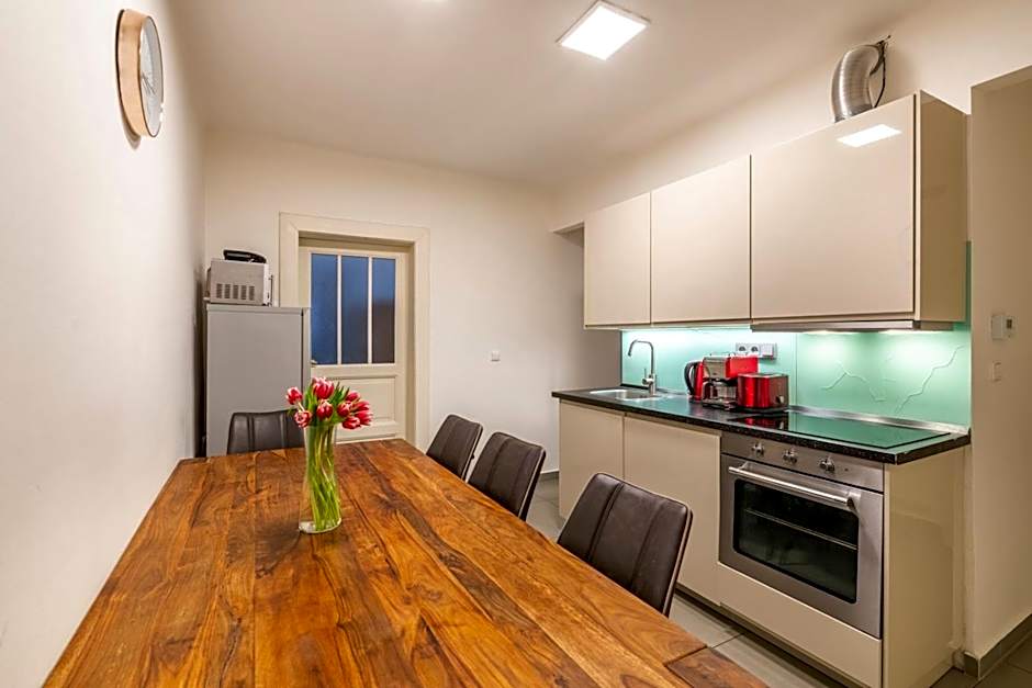 Old Town - Templova Apartments