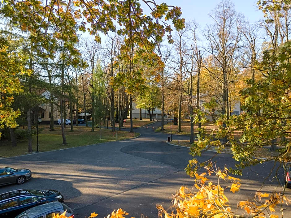 Hotel w Dobieszkowie