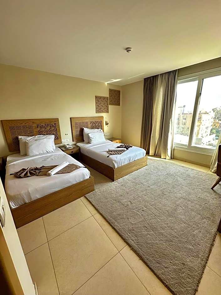 DouDou Pyramids View Hotel
