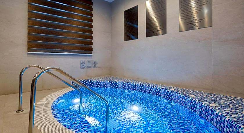 Courtyard by Marriott Tashkent