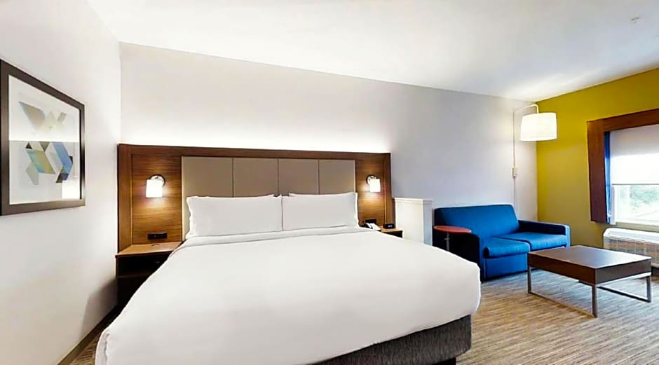 Holiday Inn Express & Suites - Chalmette - New Orleans S, an IHG Hotel