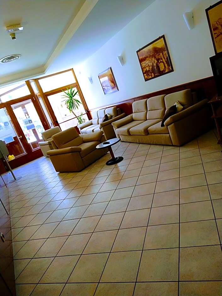 Hotel Ristorante Da Roverino