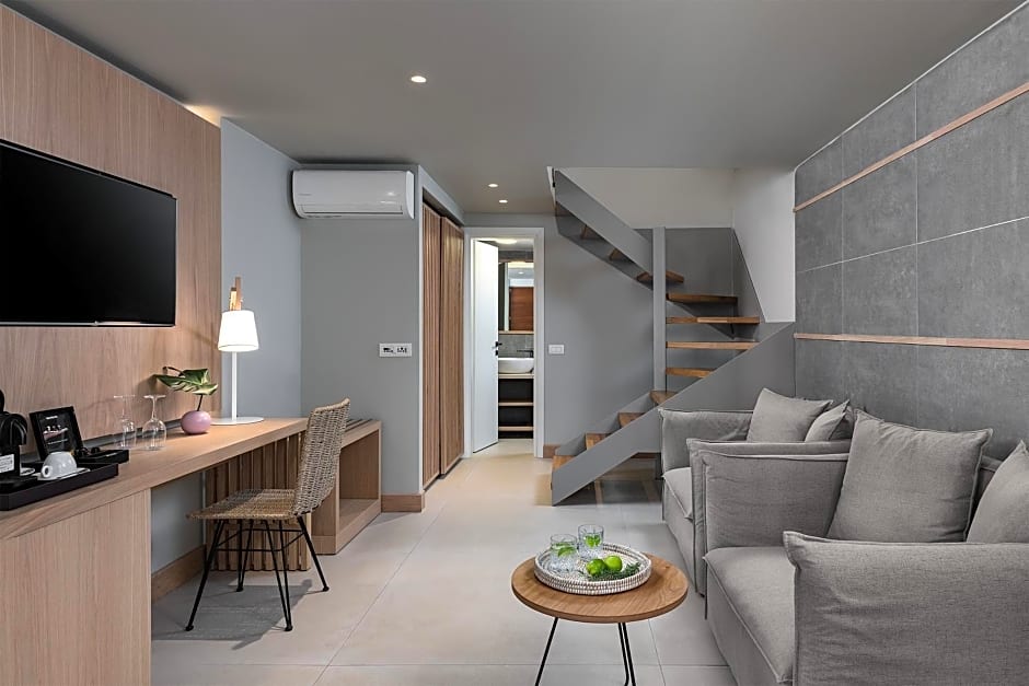 Ikones Seafront Luxury Suites