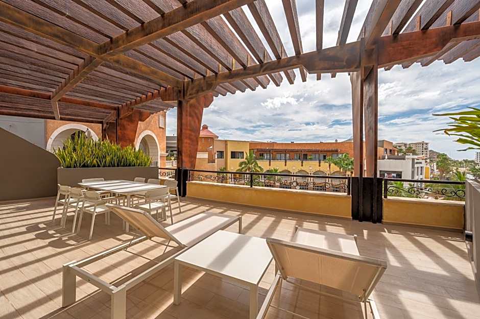 The Paraiso Residences at Marina Cabo