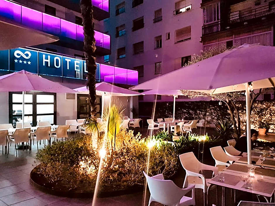 Summer Hotel
