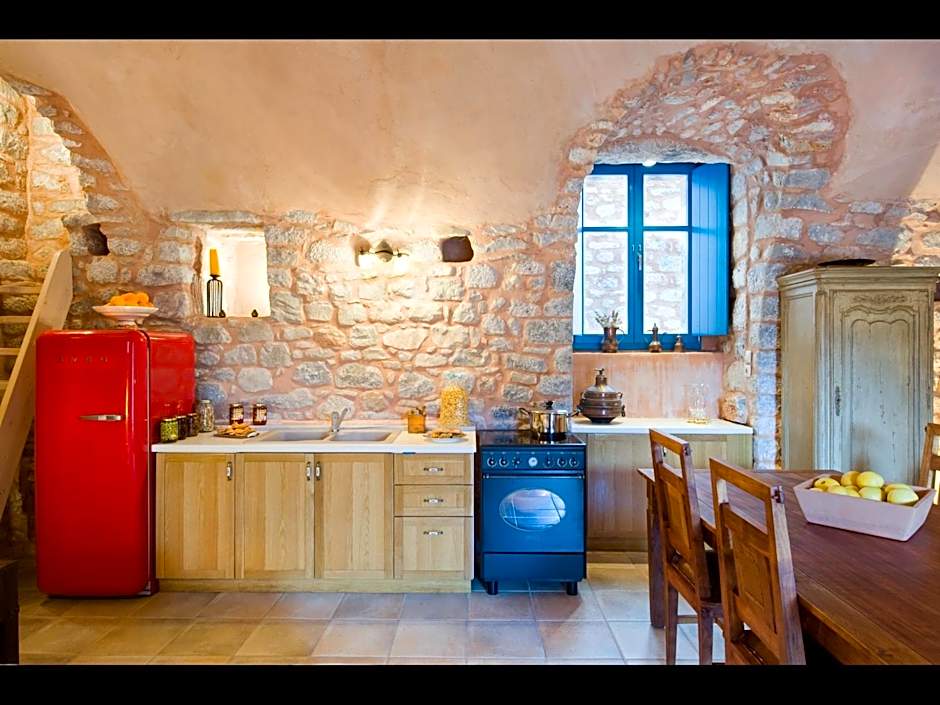 Arapakis Historic Castle