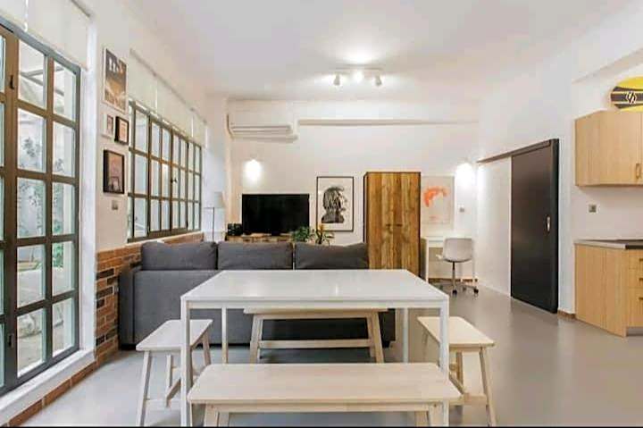 Fashionable Base in Central Athens in the Old Tailor Factory